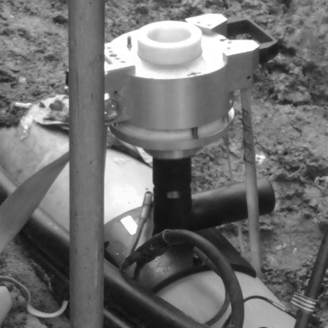 Pressure Tapping Tee Top-Loading and Top-Loading/Relining with extra long outlet spigot