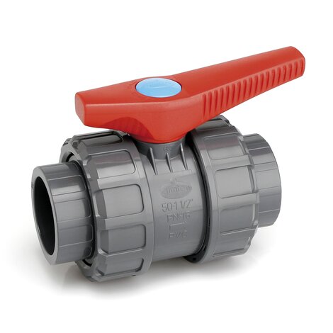 Ball valve solvent socket