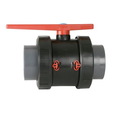 Ball valve solvent socket