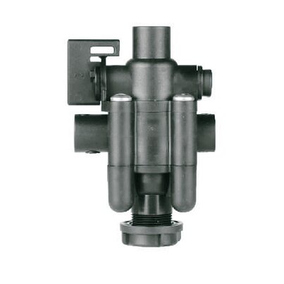 Hydraulic relay